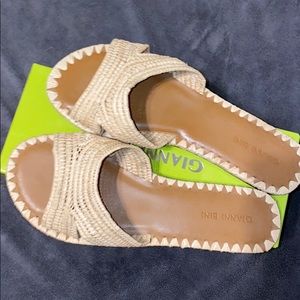 COPY - NWT Gianni Bini Sandals